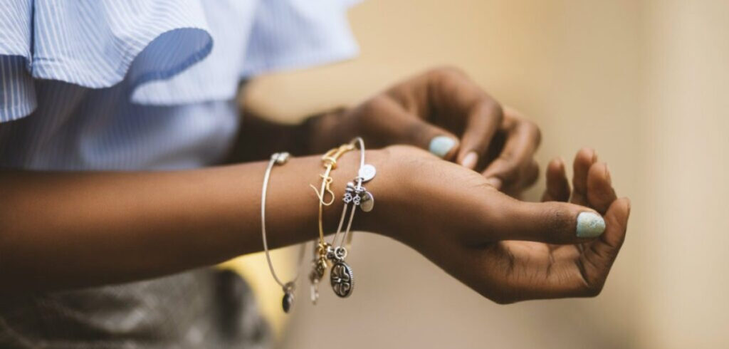 Bracciali Donna: i modelli più amati sotto i 100 euro I migliori Bracciali da Donna sotto i 100 euro