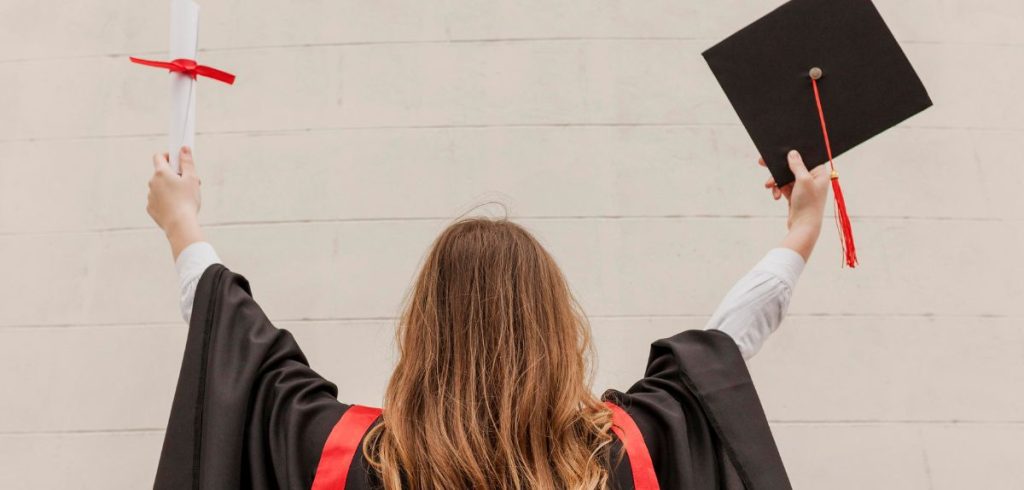 Gioielli e Orologi preziosi per la Laurea di una Ragazza