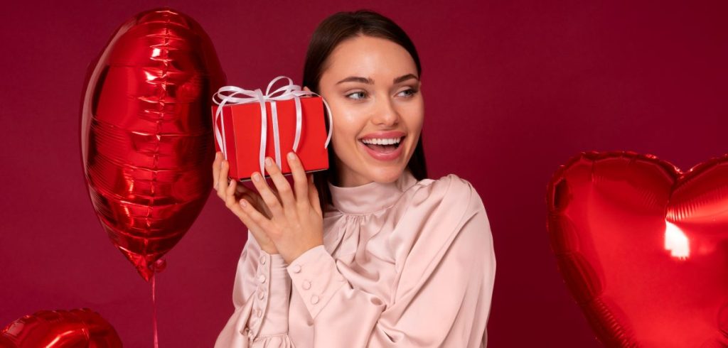 Come scegliere un gioiello per San Valentino: 7 criteri per non sbagliare Come scegliere un gioiello per San Valentino